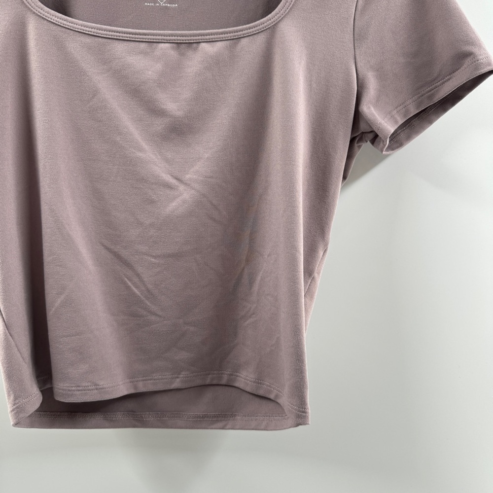 Hollister Must Have Collection Mauve Cropped Square Neck Top Size Medium - Picture 3 of 5